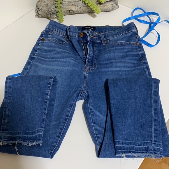 J Crew High-rise Toothpick Jean with Raw Hem, size 27 - Picture 5 of 8